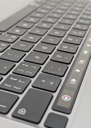 New Laptop Apple MacBook Pro 2020 M1 8GB Apple M1 SSD 256GB