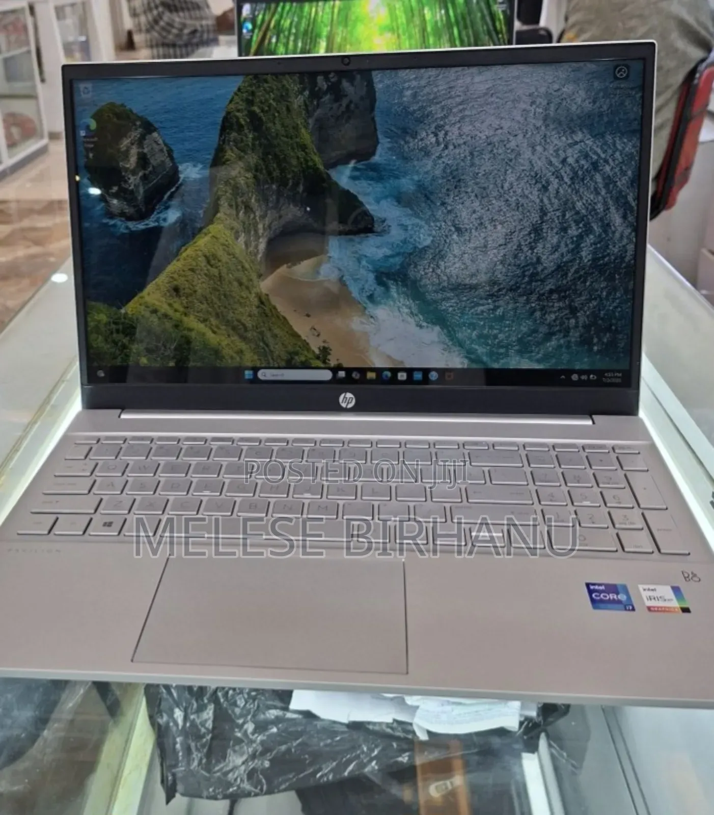 New Laptop HP 16GB Intel Core I7 SSD 512GB