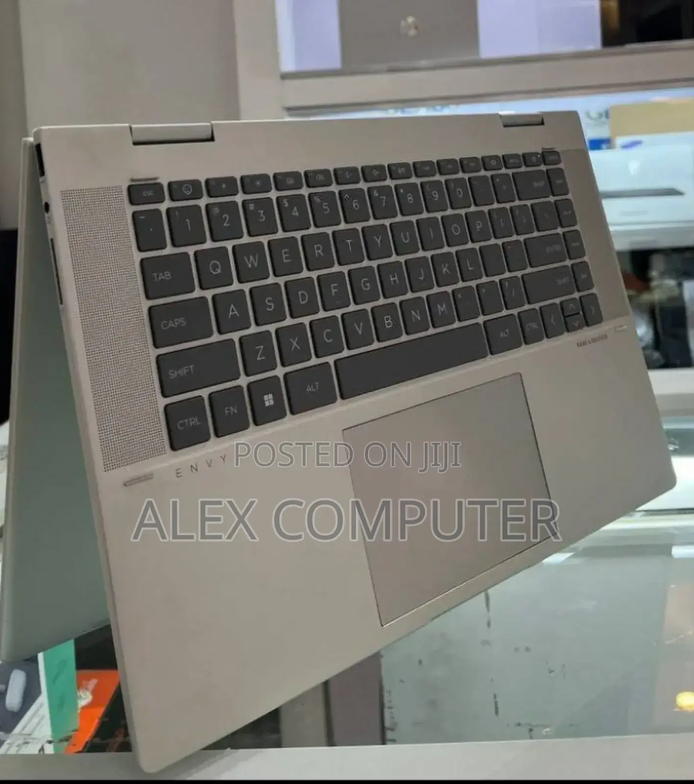New Laptop HP Envy X360 16GB Intel Core I7 SSD 512GB