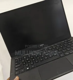 Photo - New Laptop Dell XPS 13 8GB Intel Core I7 SSD 256GB