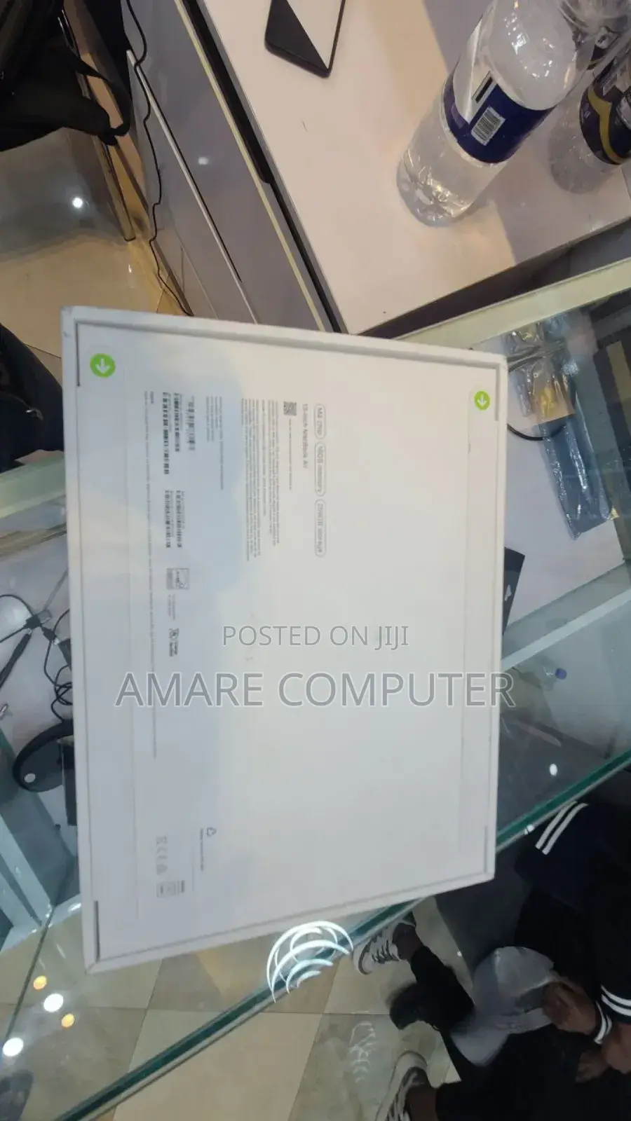 New Laptop Apple MacBook Air 2025 M4 13-Inch 16GB Apple M4 SSD 256GB