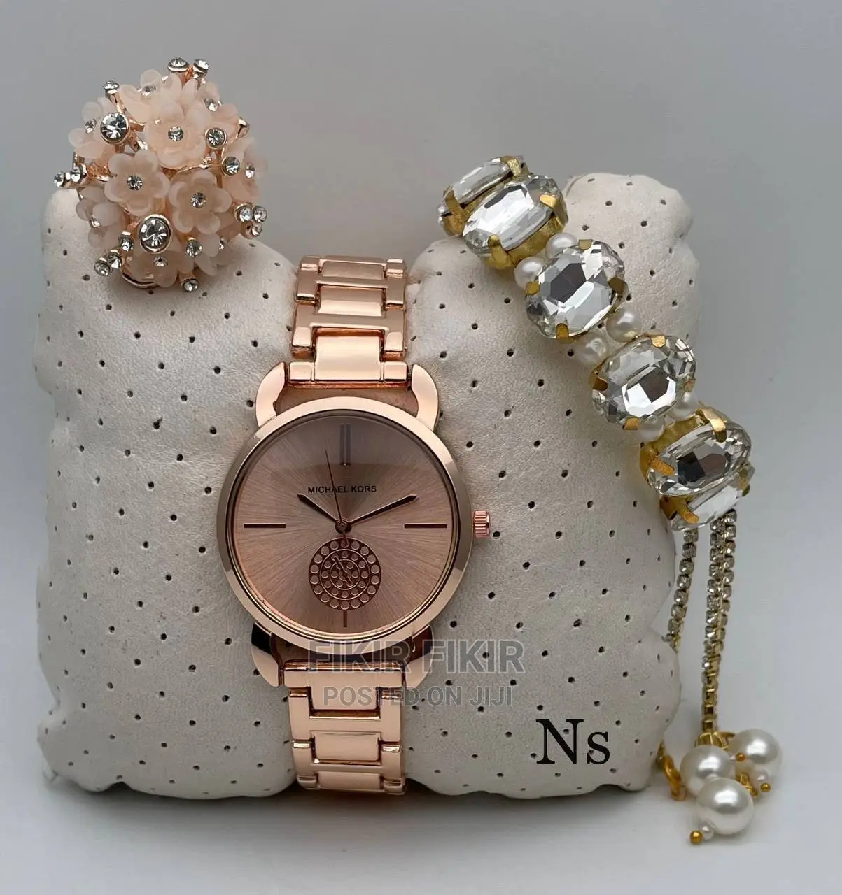 Michael Kors Watches, Bracelets, Rings for Her