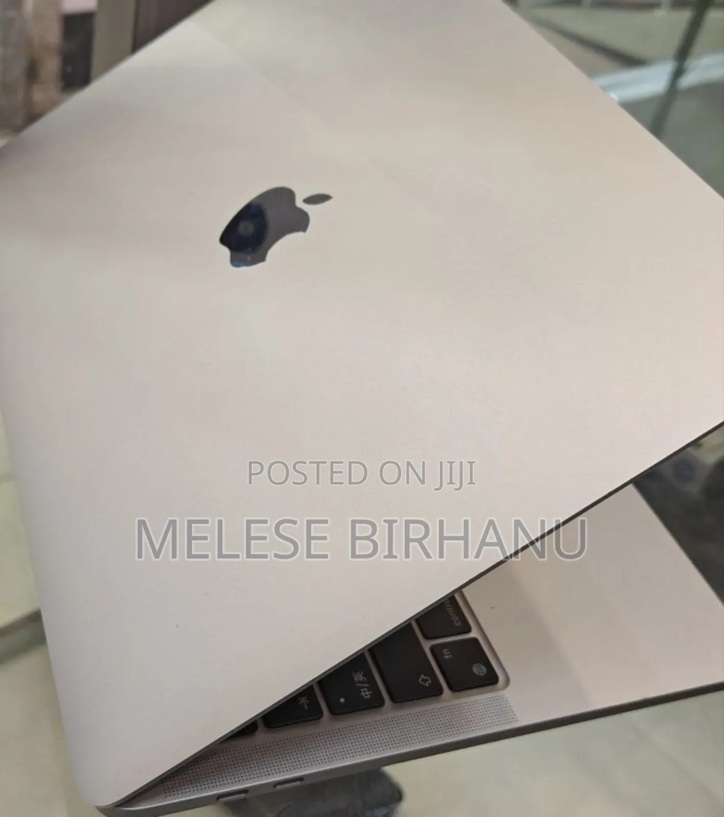 New Laptop Apple MacBook Pro M1 8GB Apple M1 Pro SSD 256GB
