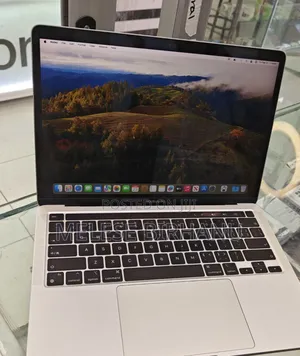 New Laptop Apple MacBook Pro M1 8GB Apple M1 Pro SSD 256GB