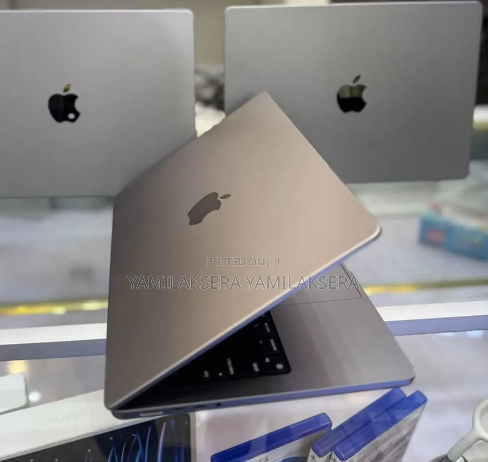 New Laptop Apple MacBook Pro M1 16GB Apple M1 Pro SSD 512GB