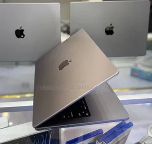 Photo - New Laptop Apple MacBook Pro M1 16GB Apple M1 Pro SSD 512GB