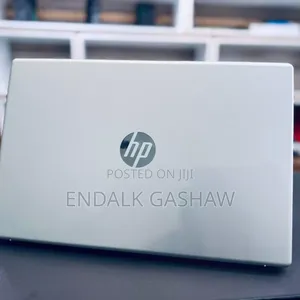 New Laptop HP Stream Notebook 8GB AMD Ryzen 3 SSD 256GB