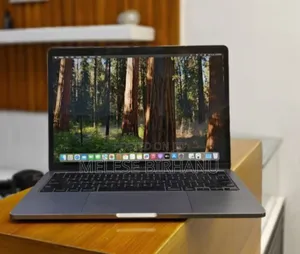 Photo - New Laptop Apple MacBook 8GB Intel Core I5 SSD 256GB