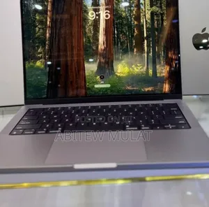 Photo - New Laptop Apple MacBook Pro M1 16GB Apple M1 SSD 512GB