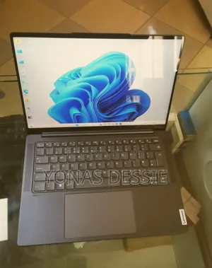 New Laptop Lenovo 32GB Intel Core i7 SSD 1T