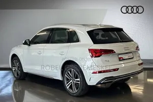 New Audi Q5 2023 White