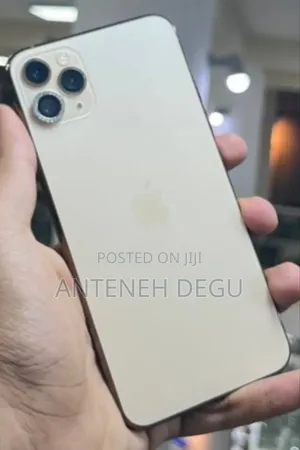 New Apple iPhone 11 Pro Max 256 GB Gold