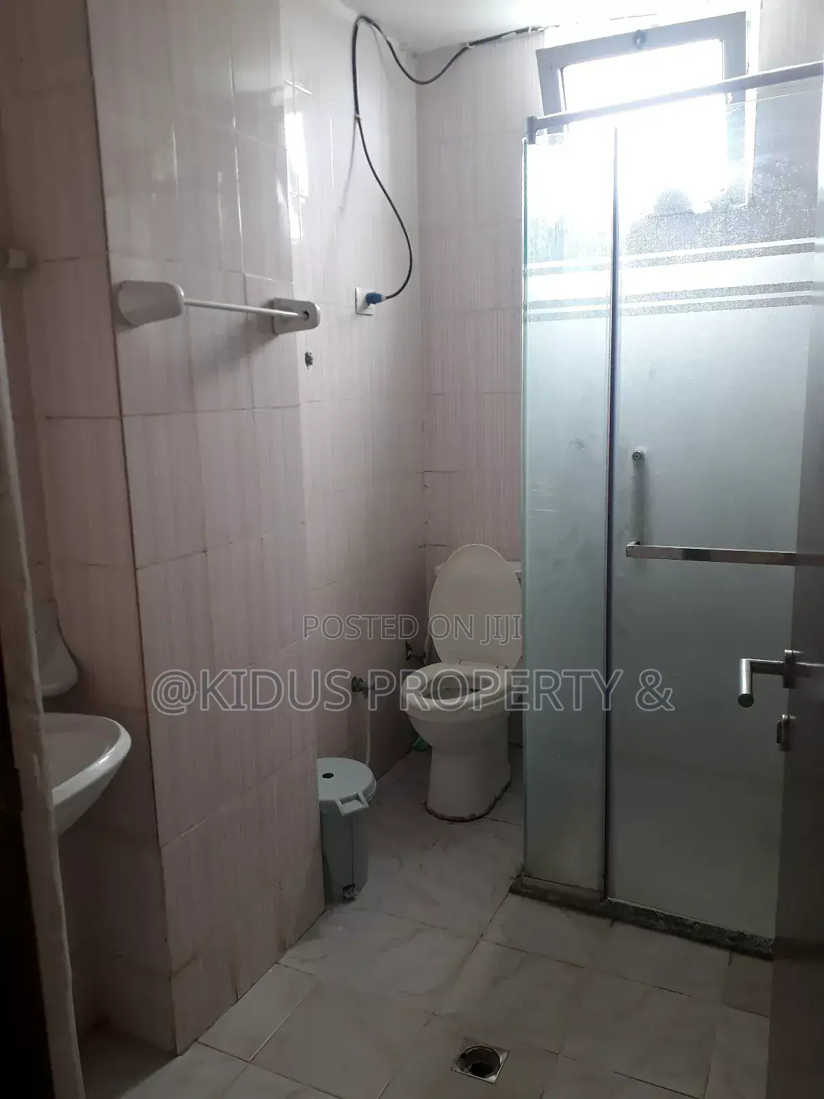 Furnished 1bdrm Apartment in Varenero, Nifas Silk-Lafto for rent