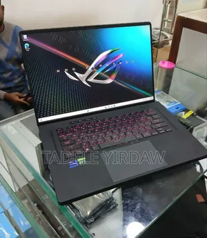 New Laptop Asus ROG Zephyrus G15 16GB Intel Core I9 SSD 1T