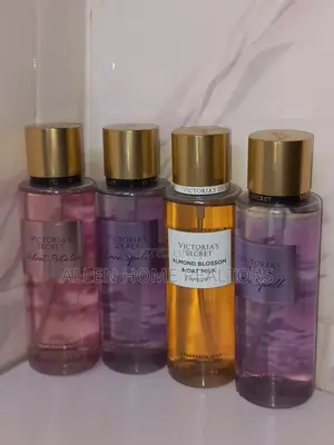 Photo - Victoria's Secret From Usa 