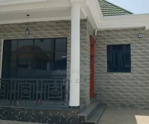 3bdrm House in Bole for sale