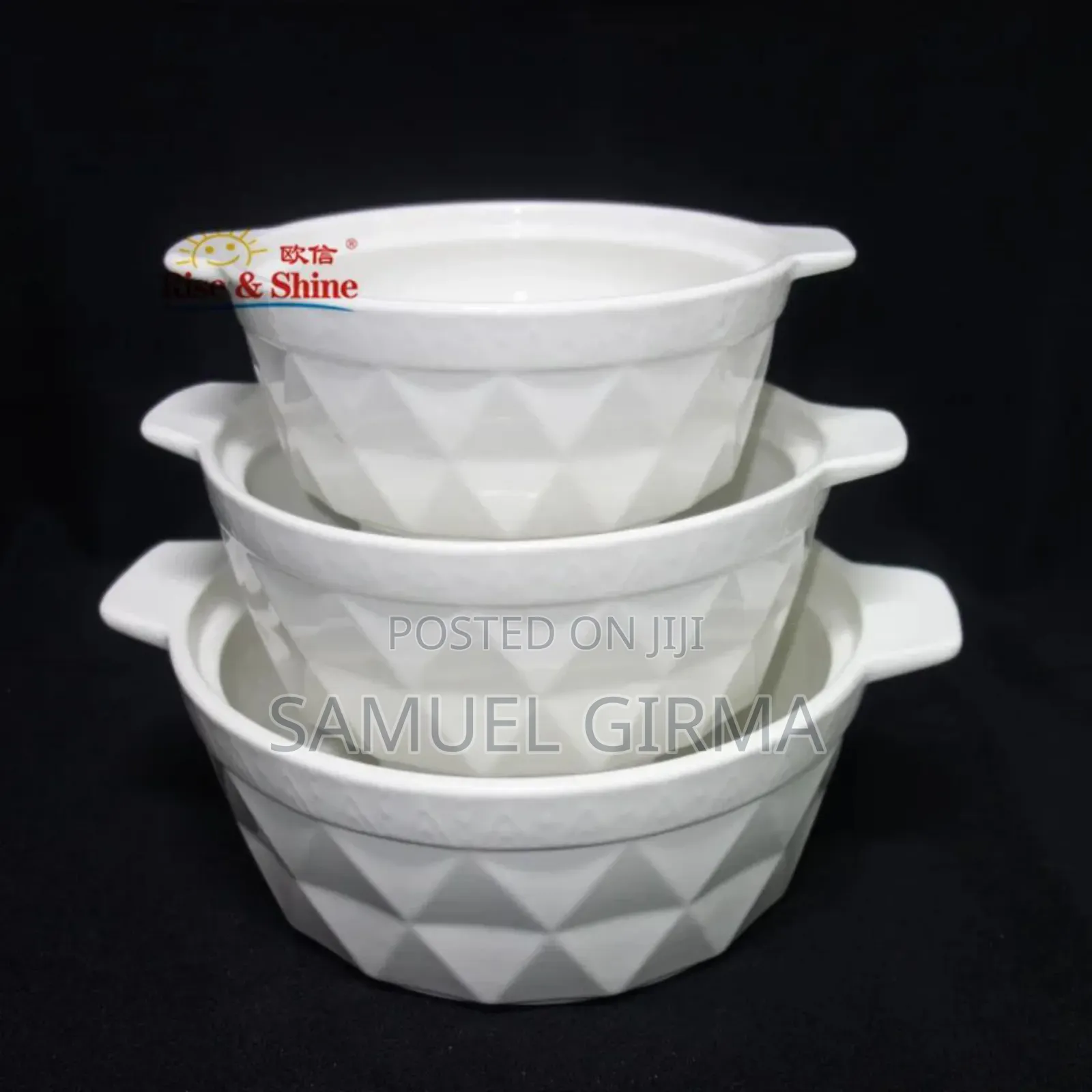Porcelain Soup Pot 3 Pieces
ተደራራቢ የወጥ ማቅረቢያ ሳህን