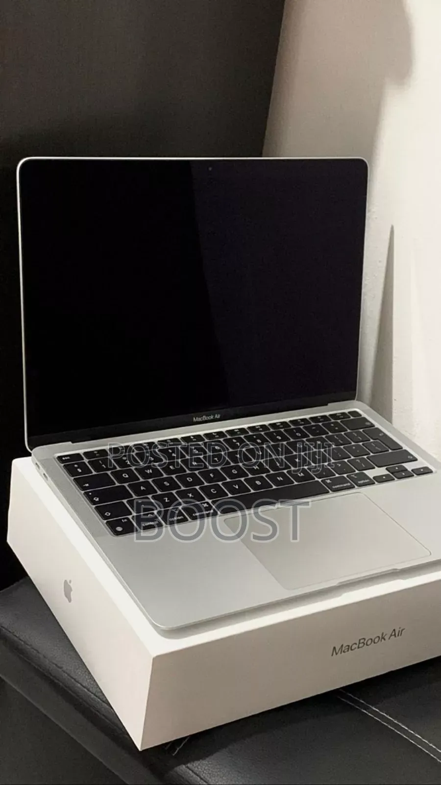 New Laptop Apple MacBook Air 2020 M1 8GB Apple M1 SSD 256GB
