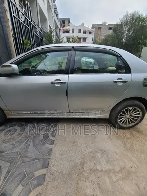 Toyota Corolla Sedan Automatic 2004 Silver