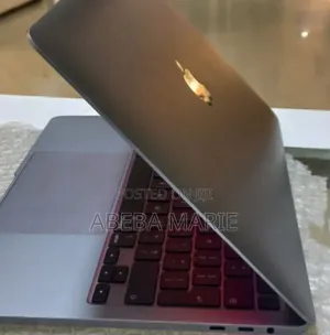 New Laptop Apple MacBook Pro 2020 16GB Intel Core I5 SSD 512GB