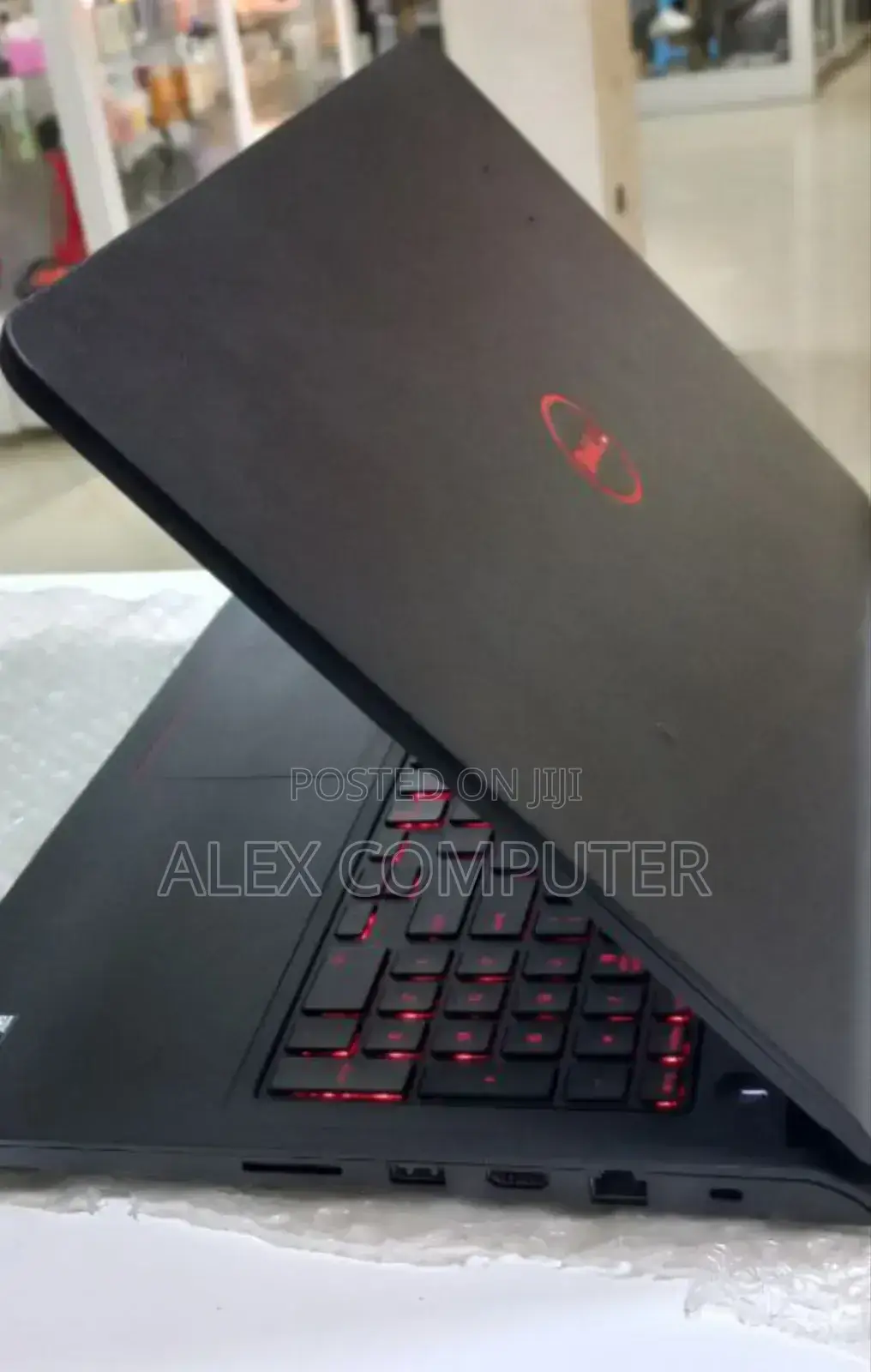 New Laptop Dell Precision 5570 16GB Intel Core I7 SSD 512GB