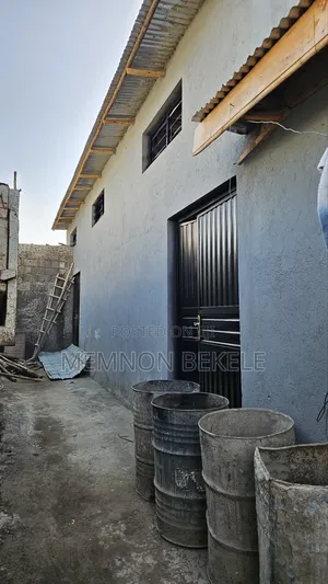 Photo - Store for Rent