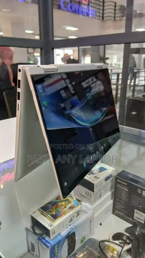 New Laptop HP Envy X360 8GB Intel Core I5 SSD 512GB