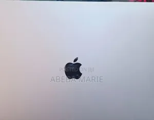 New Laptop Apple MacBook Pro 2018 32GB Intel Core I9 SSD 1T