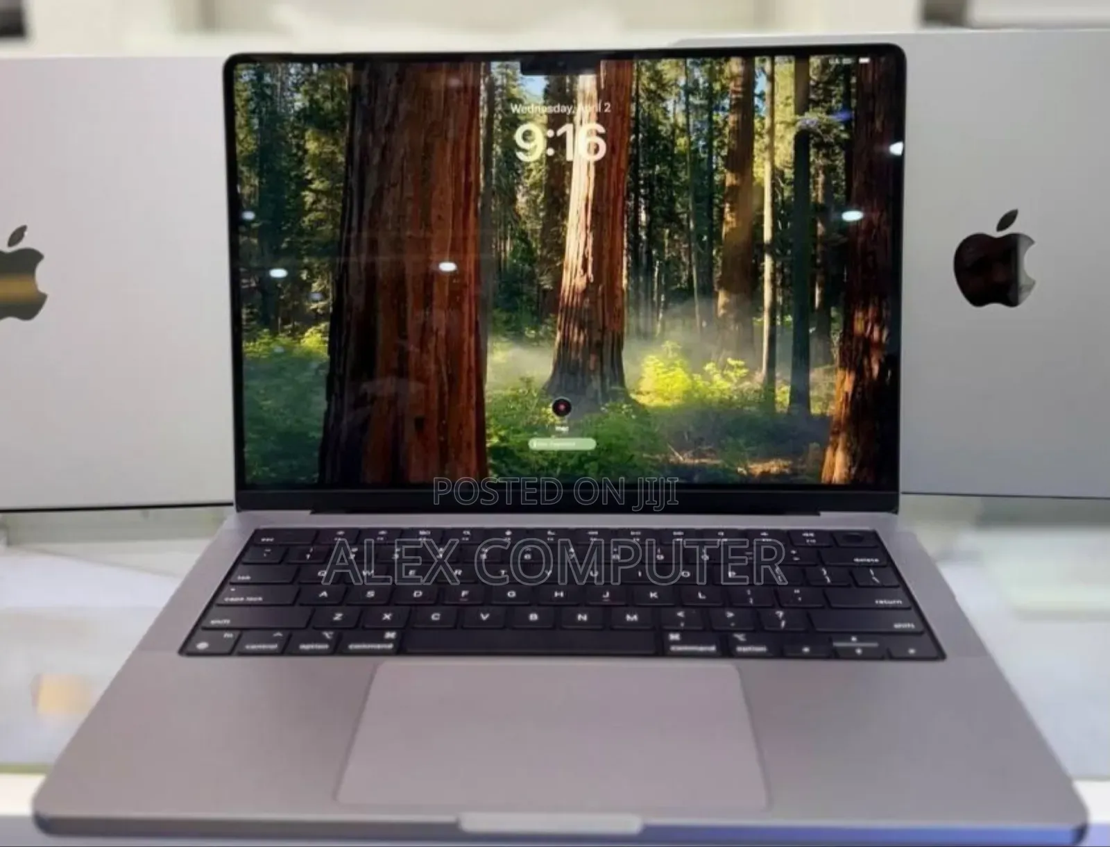 New Laptop Apple MacBook Pro M1 16GB Apple M1 Pro SSD 512GB