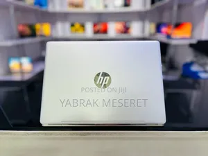 New Laptop HP 8GB Intel Core I5 SSD 256GB