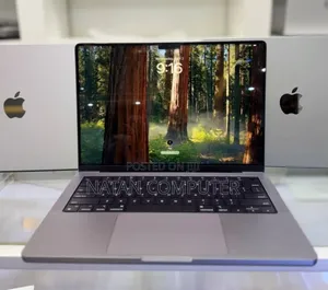 Photo - New Laptop Apple MacBook Pro 2021 M1 16GB Apple M1 SSD 512GB