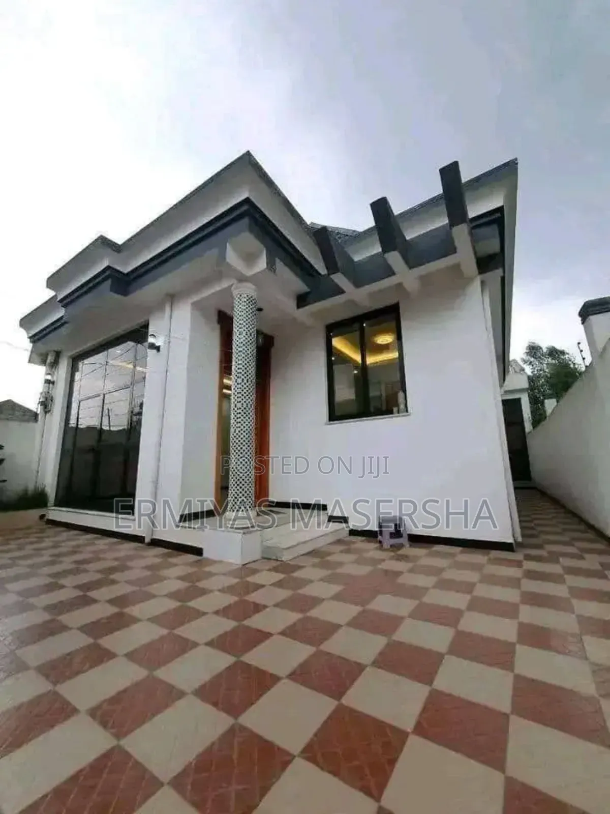 Furnished 3bdrm House in Yeka for sale