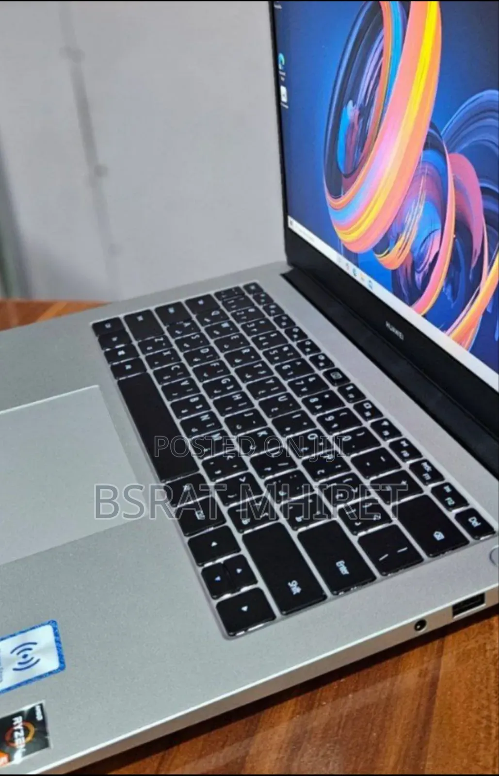 New Laptop Huawei MateBook 13 WRT-W19E 8GB Intel Core I5 HDD+SSD 512GB