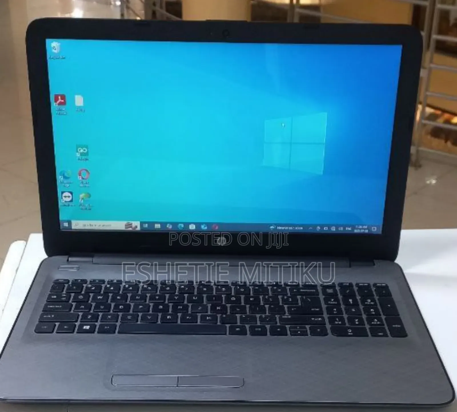 New Laptop HP 8GB AMD A8 SSD 500GB