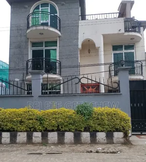 8bdrm House in Bole-24, G+2 Luxury for sale