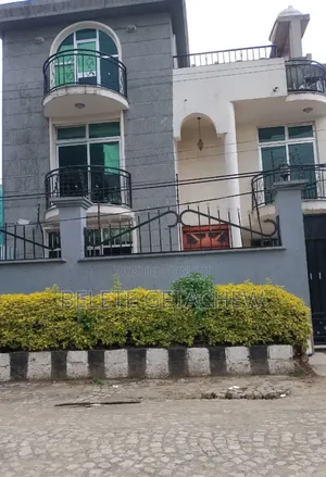 8bdrm House in Bole-24, G+2 Luxury for sale