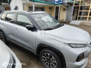 New Suzuki Vitara 2025 Silver