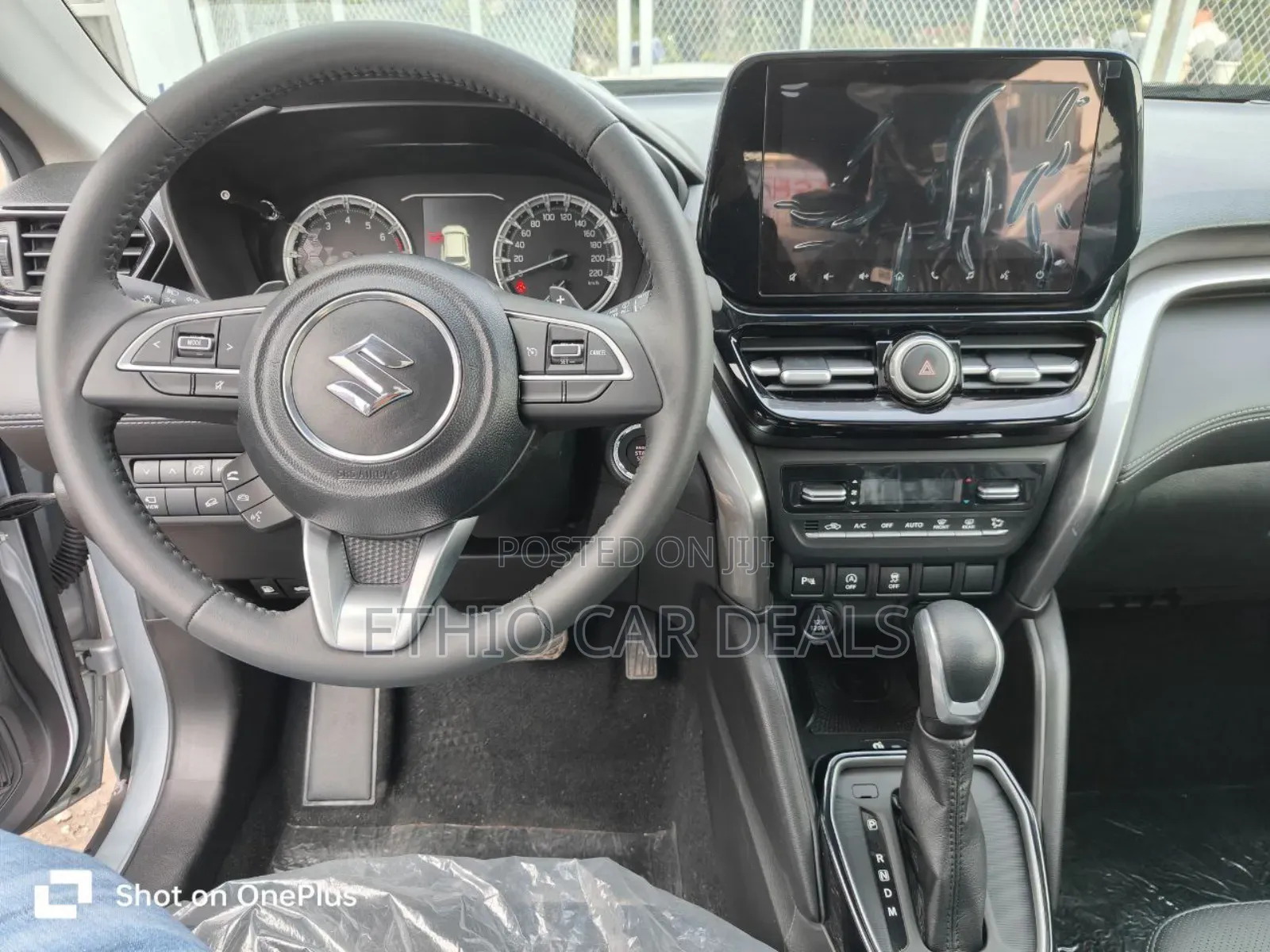 New Suzuki Vitara 2025 Silver