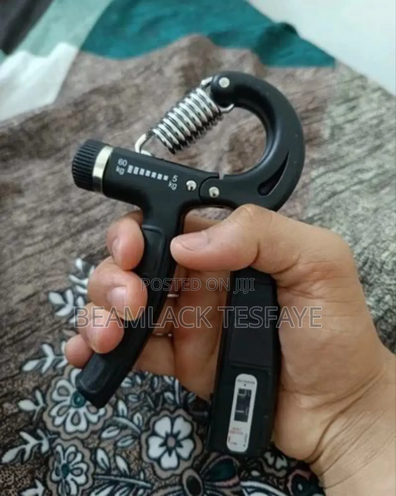 5 in 1 Adjustable Grip