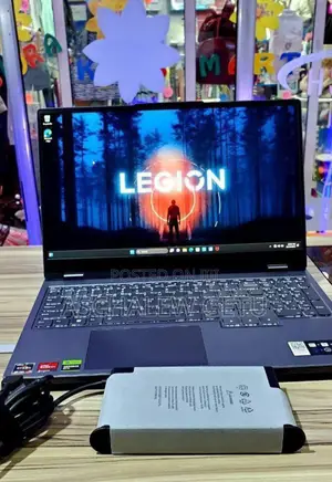 New Laptop Lenovo Legion 5 16GB AMD Ryzen 7 SSD 512GB