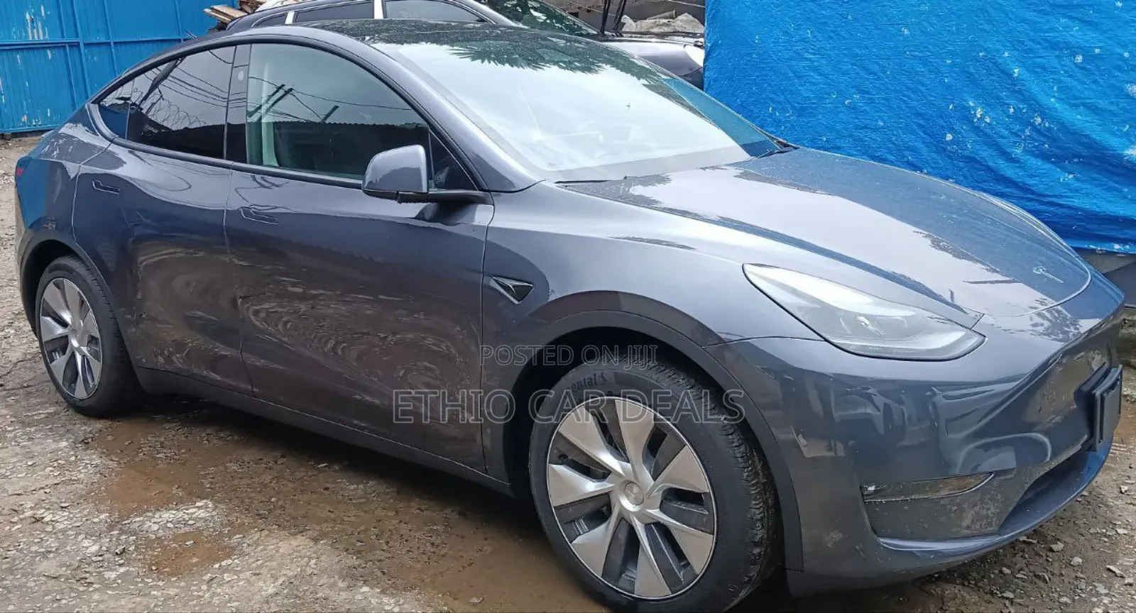 New Tesla Model Y 2023 Blue