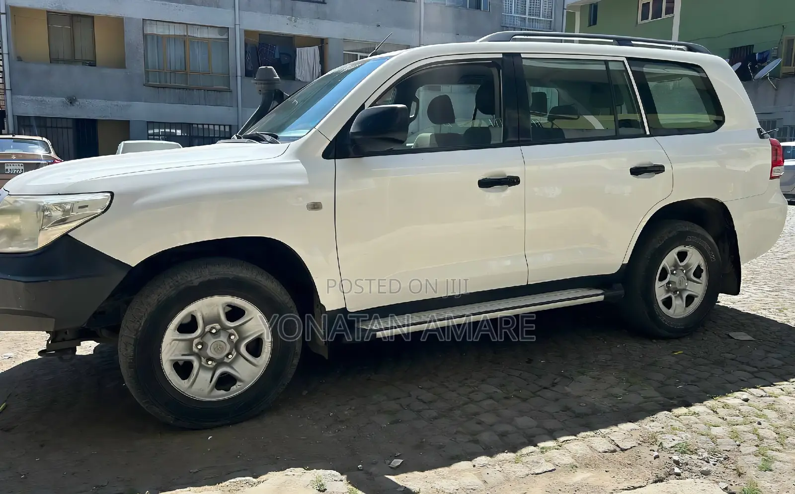 Toyota Land Cruiser 2010 White