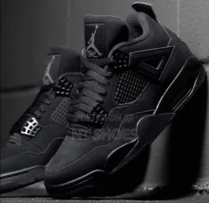Nike Air Jordan 4 - Black Cat
