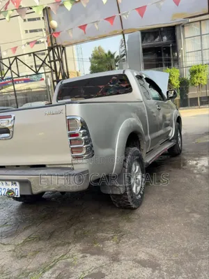 Toyota Hilux 2007 Silver