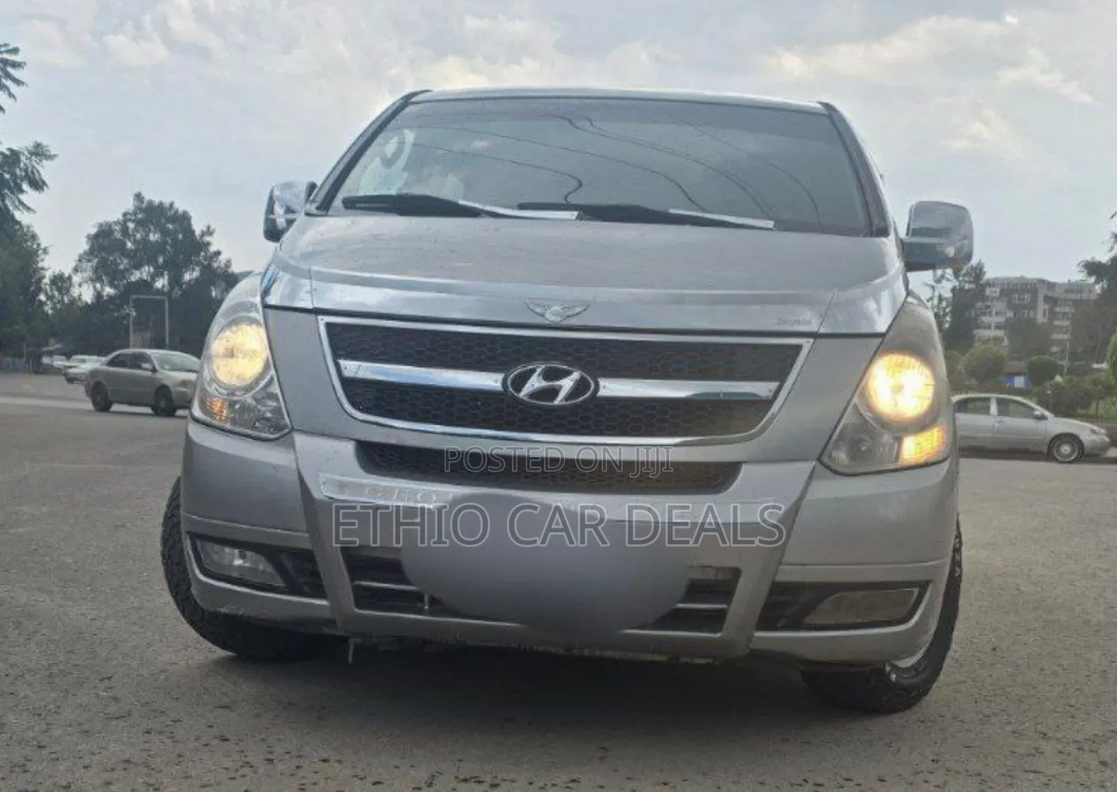 Hyundai Starex 2015 Silver