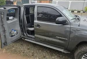 Toyota Tacoma 2014 Gray