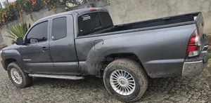Toyota Tacoma 2014 Gray