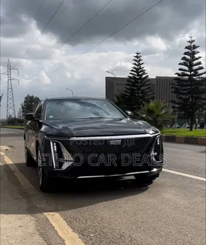 Photo - Cadillac Lyriq 2023 Black