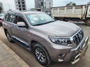 Toyota Land Cruiser Prado 2021