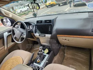 Toyota Land Cruiser Prado 2021